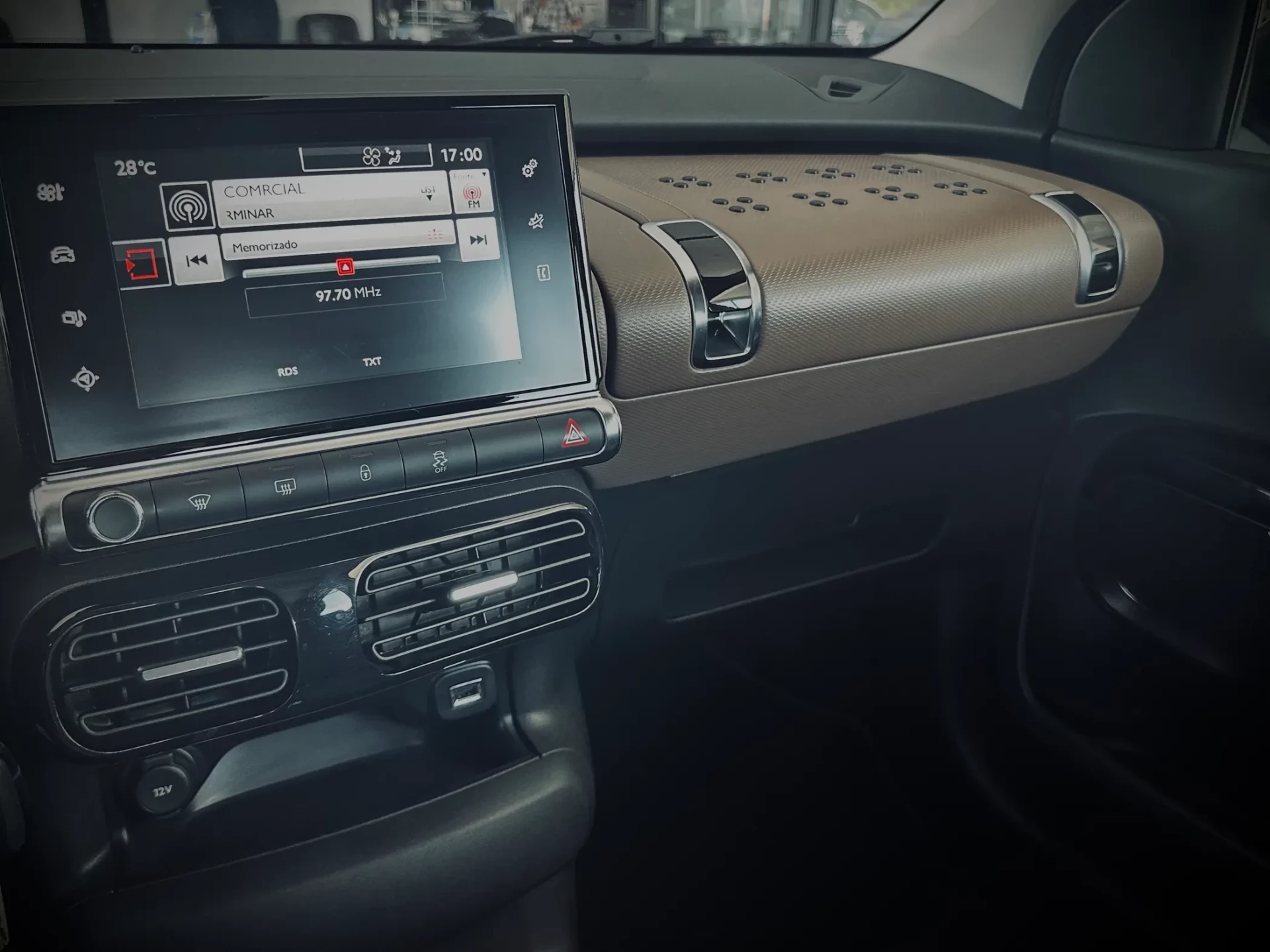 Citroën C4 Cactus 1.6 BlueHDi Feel 18