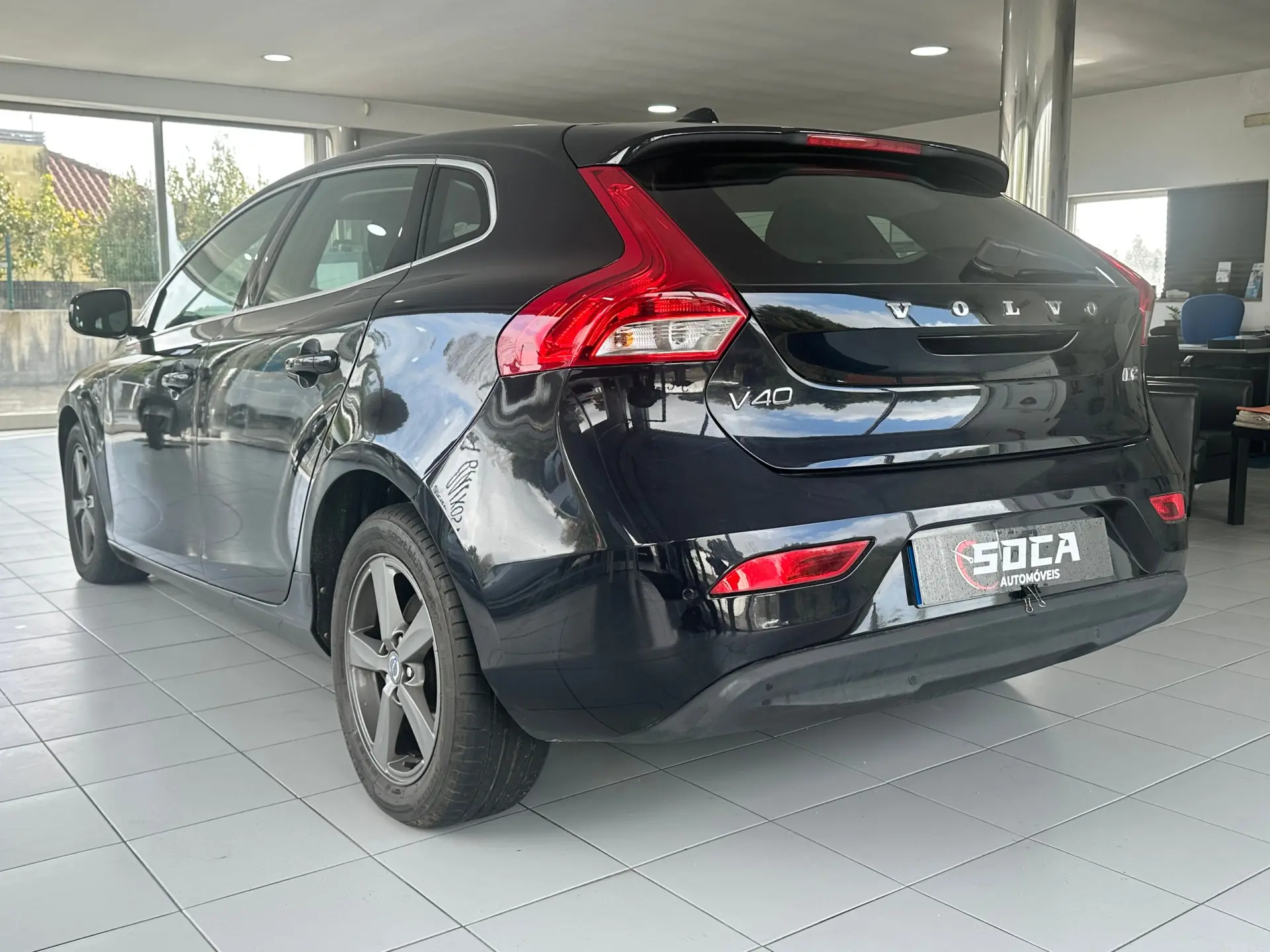 Volvo V40 Cross Country 5