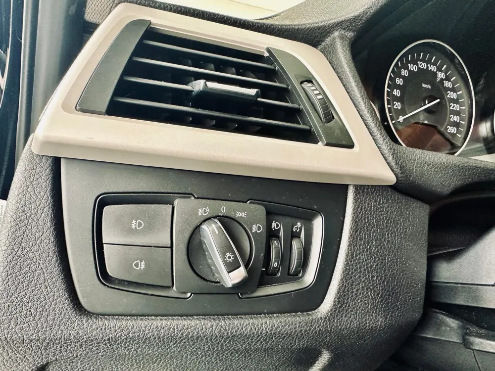 BMW 320 d Touring EfficientDynamics Line Sport Auto 8