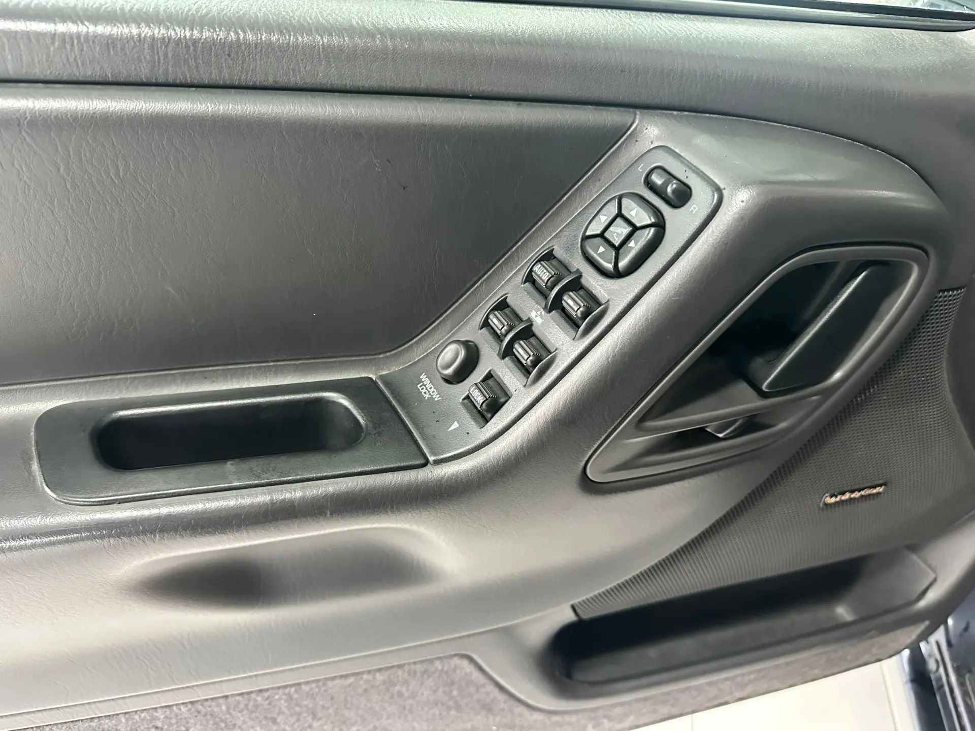 Jeep Grand Cherokee 3.1 TD Laredo 8