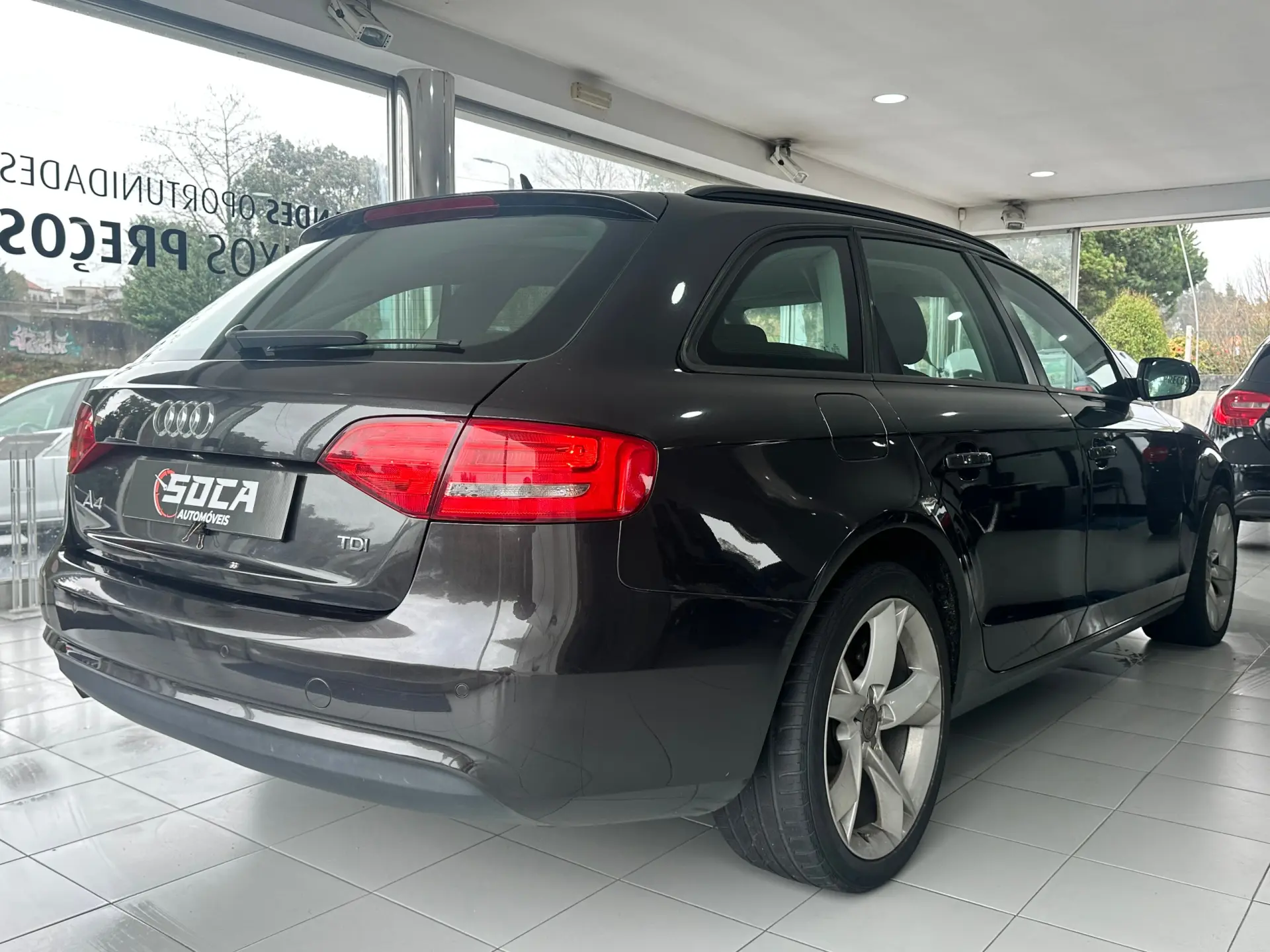 Audi A4 Avant 5