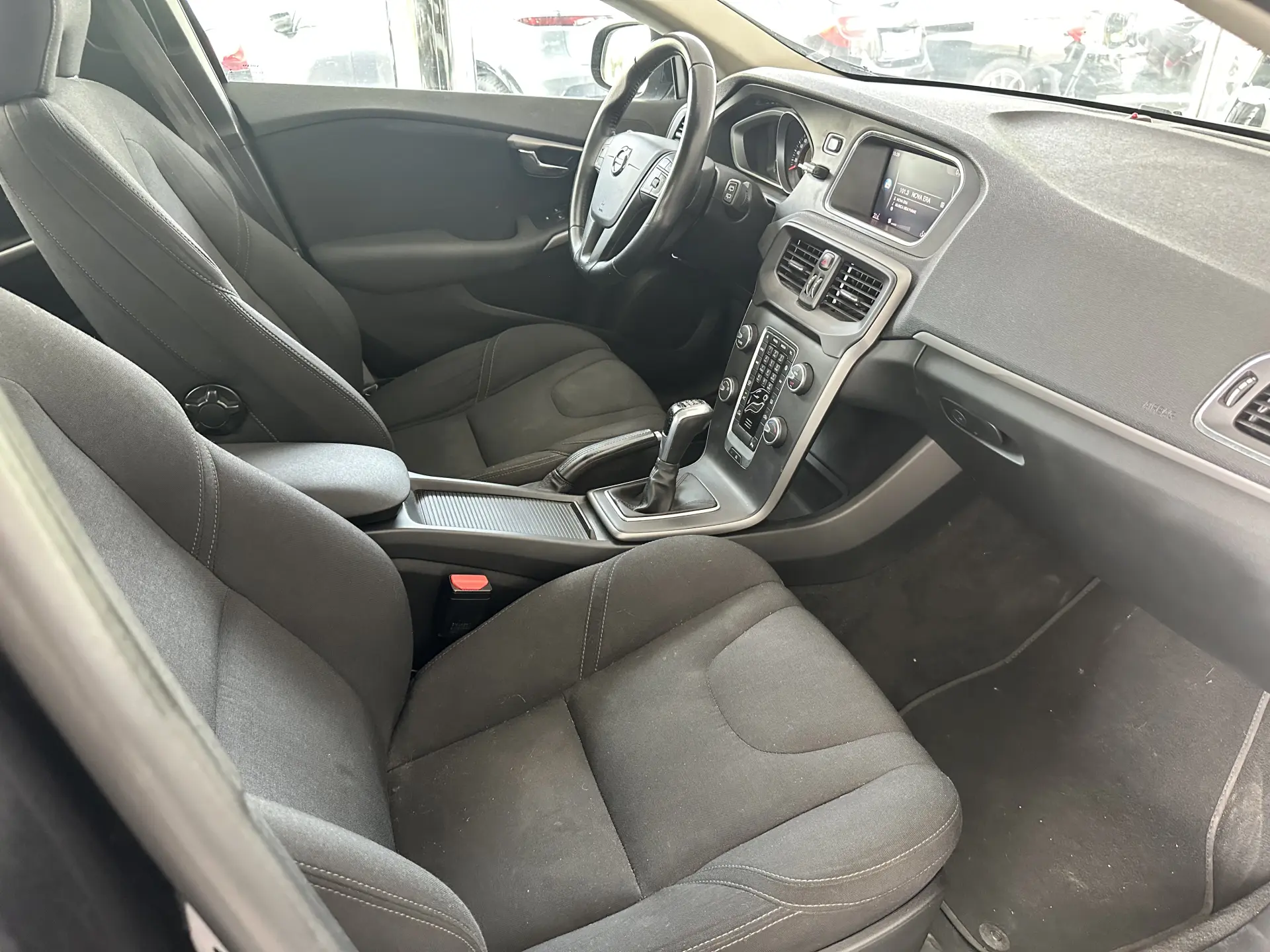 Volvo V40 2.0 D2 Kinetic 21