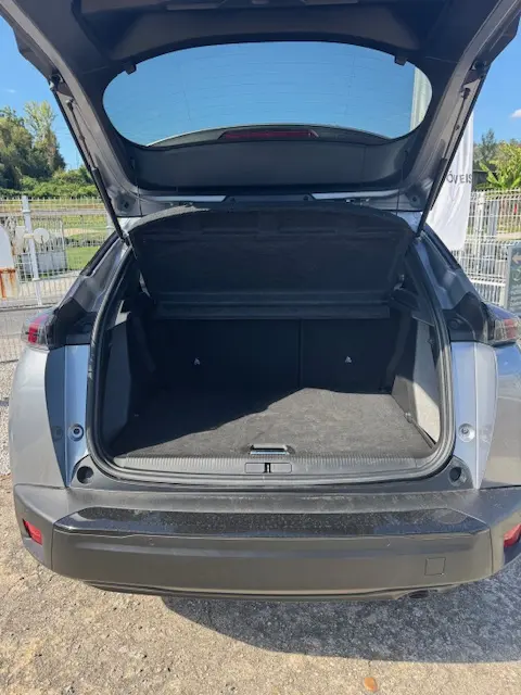 Peugeot 2008 PureTech 100 Allure 9