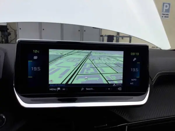 Peugeot e-208 GT-Line 10