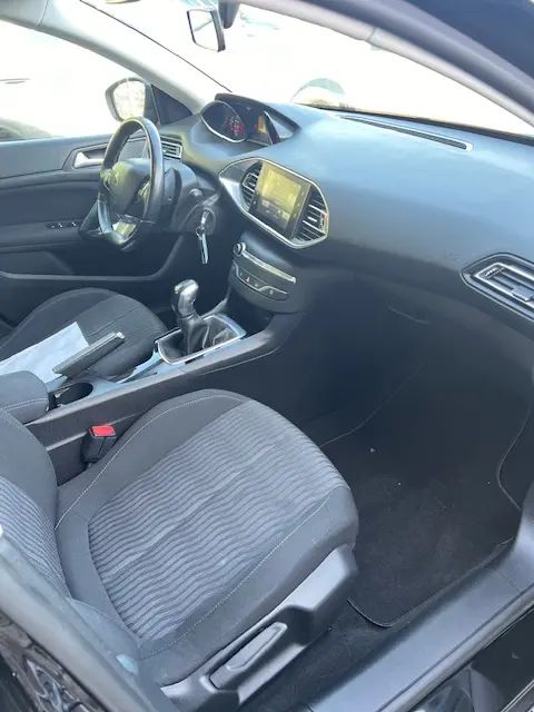 Peugeot 308 SW 1.6 BlueHDi Allure J17 9