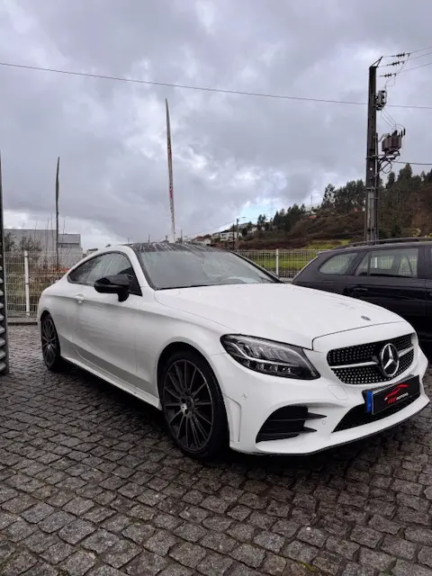 Mercedes-Benz C 220 d AMG Line 3