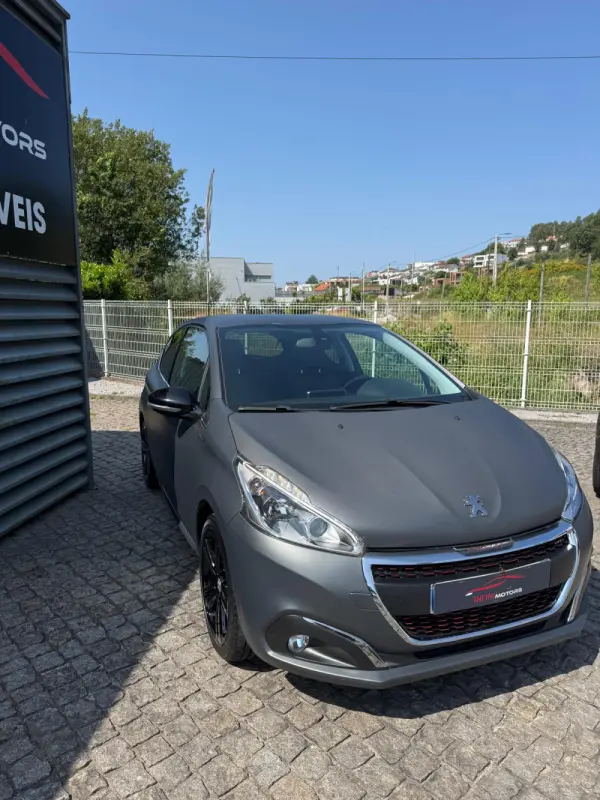 Peugeot 208 1.2 PureTech GT Line 3
