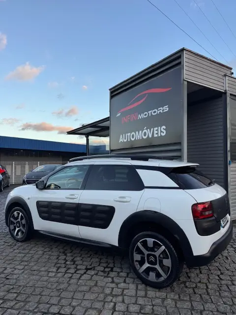 Citroën C4 Cactus 1.6 e-HDi Shine Ed.Moonlight ETG6 4