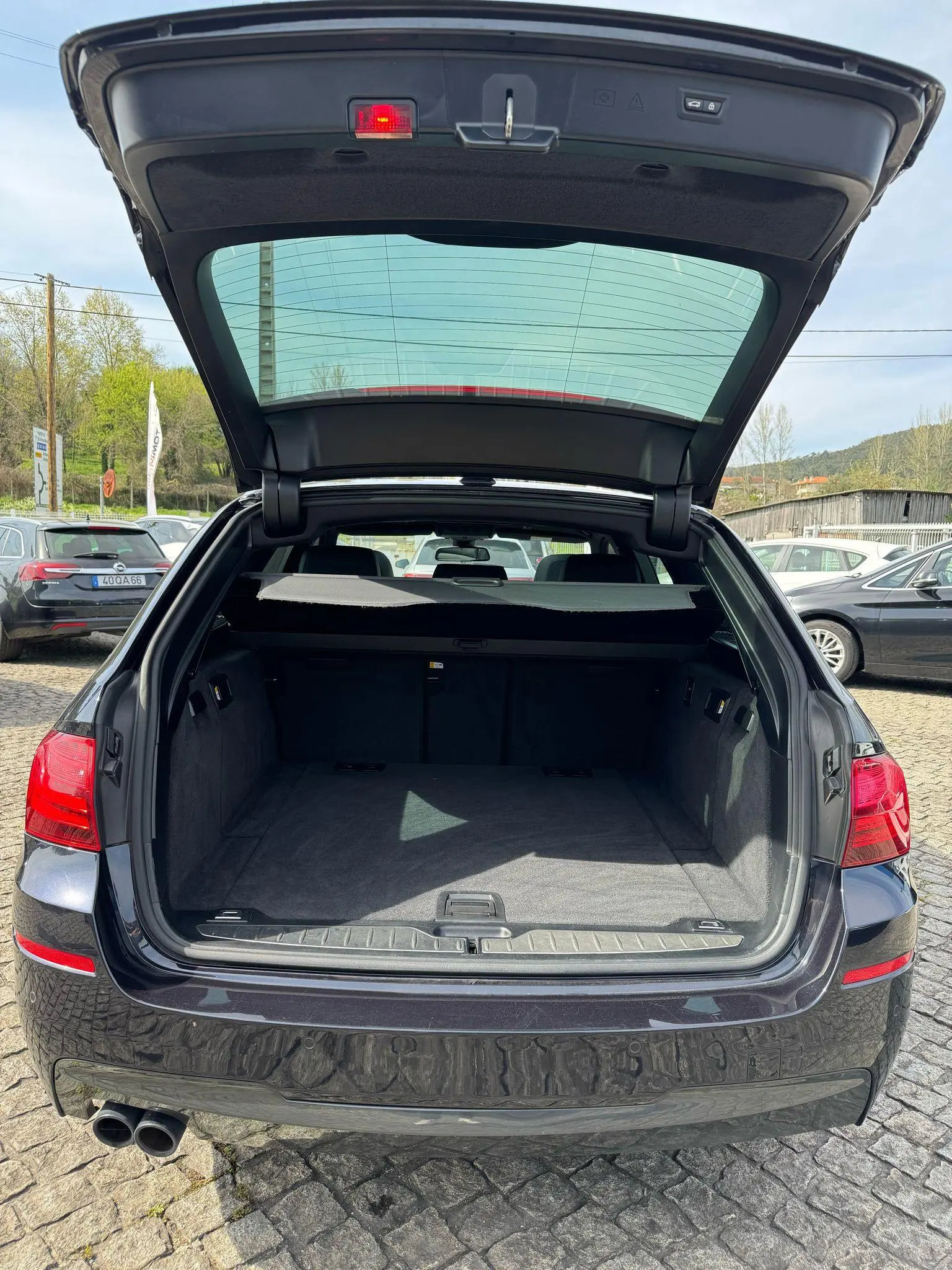 BMW 520 d xDrive Pack M Auto 9