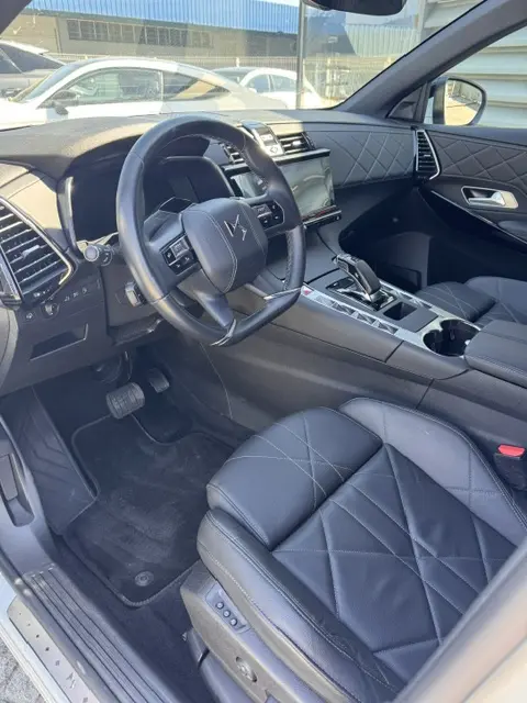 DS DS7 Crossback E-Tense Rivoli 8