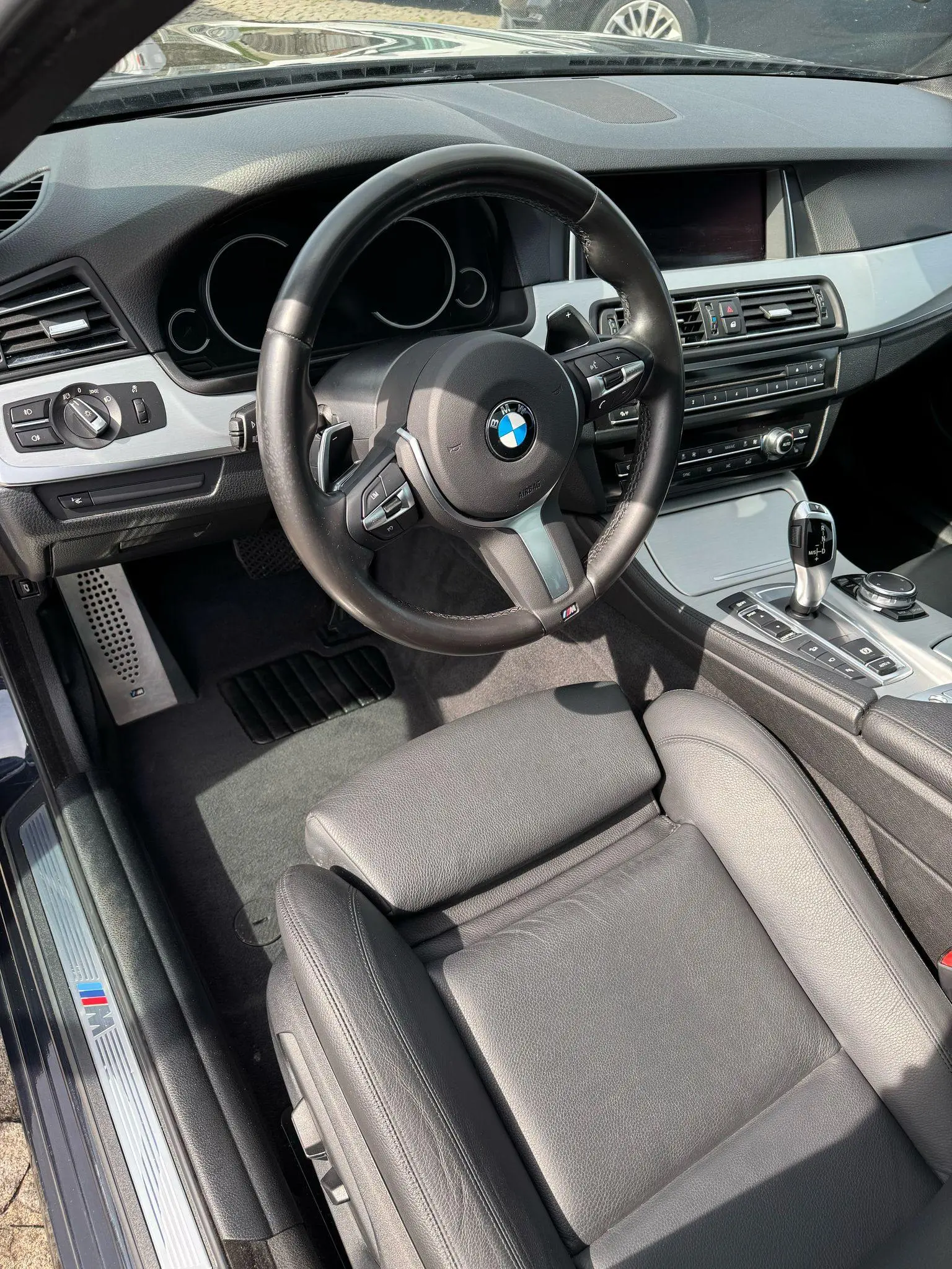 BMW 520 d xDrive Pack M Auto 4