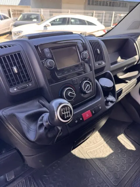 Peugeot Boxer L3H2 2.2 BlueHDI 9