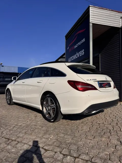 Mercedes-Benz CLA 200 7G-DCT UrbanStyle Edition 5