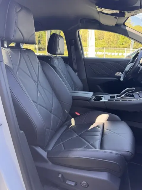 DS DS7 Crossback E-Tense Rivoli 10