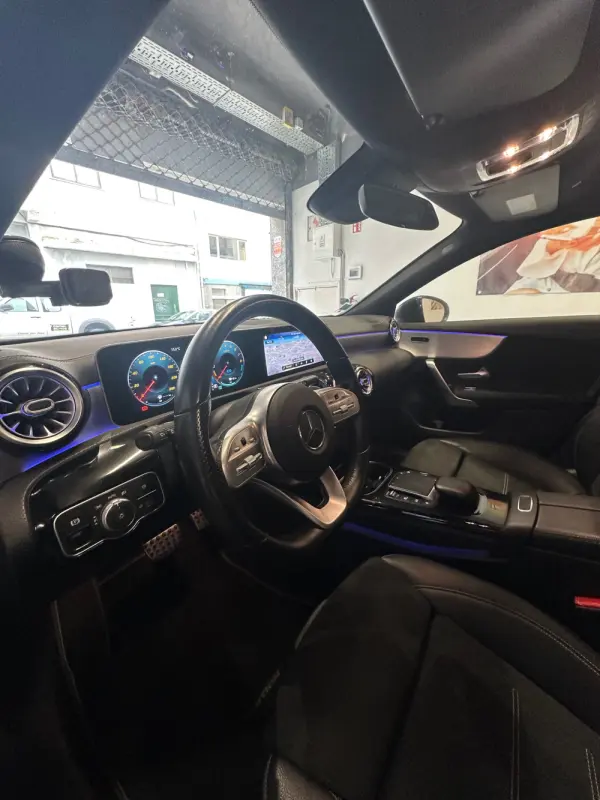Mercedes-Benz A 250 e 8G-DCT Edition AMG Line 14