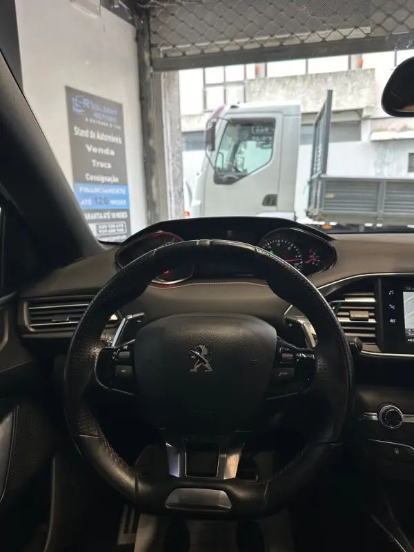 Peugeot 308 SW 1.5 BlueHDi GT EAT8 28