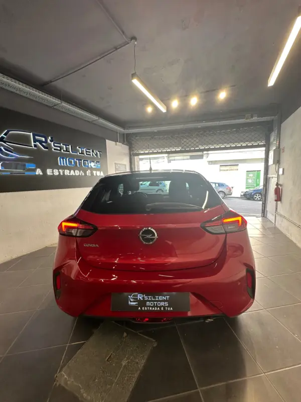 Opel Corsa Outro 16