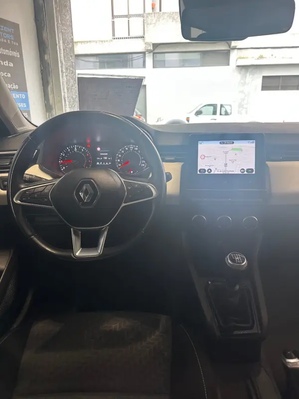 Renault Clio 1.0 TCe Limited Bi-Fuel 13