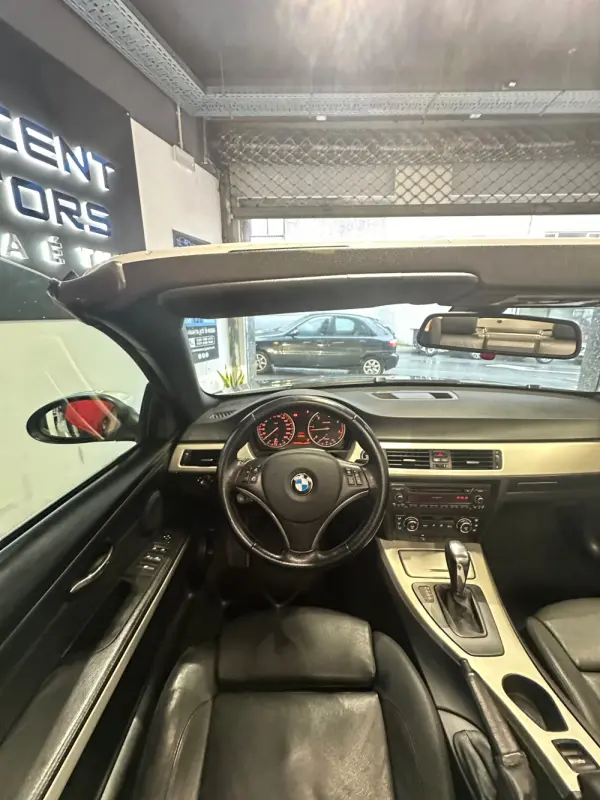 BMW 320 d Cabrio Exclusive Auto 12