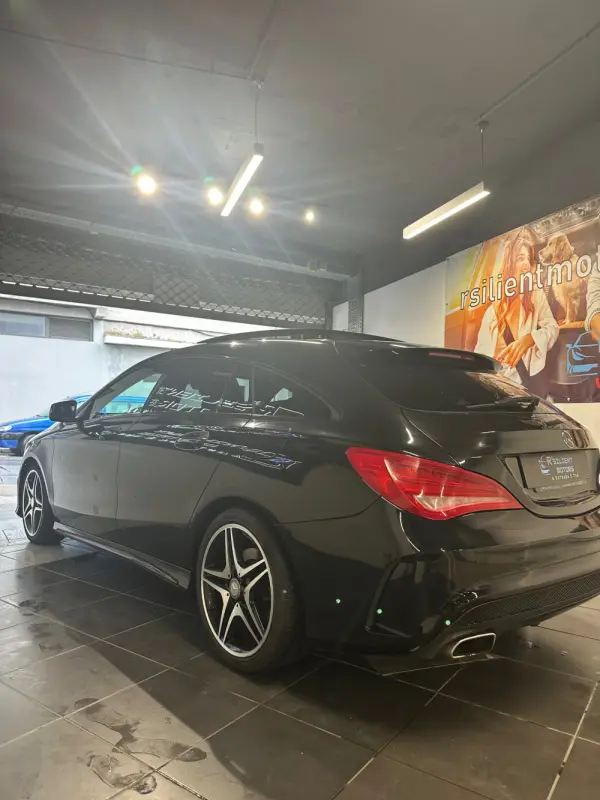 Mercedes-Benz CLA 200 d 7G-DCT AMG Line 9