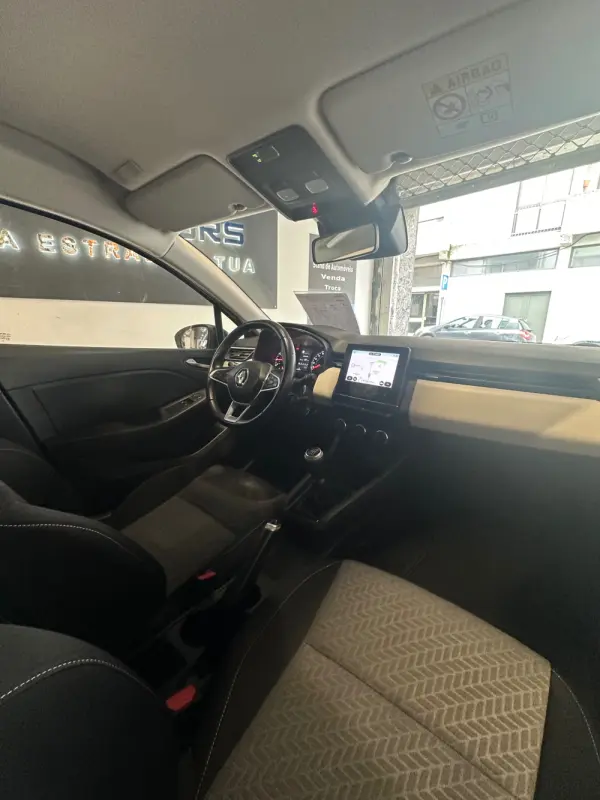 Renault Clio 1.0 TCe Limited Bi-Fuel 14