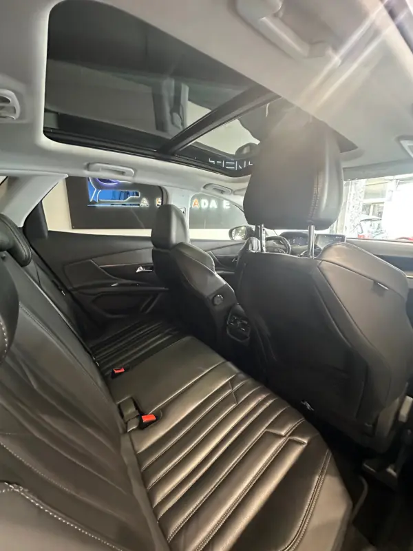 Peugeot 3008 1.6 BlueHDi Allure Grip Control EAT6 17