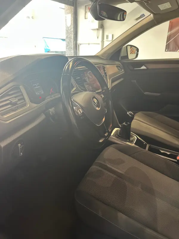 Volkswagen T-Roc 1.0 TSI Style 17