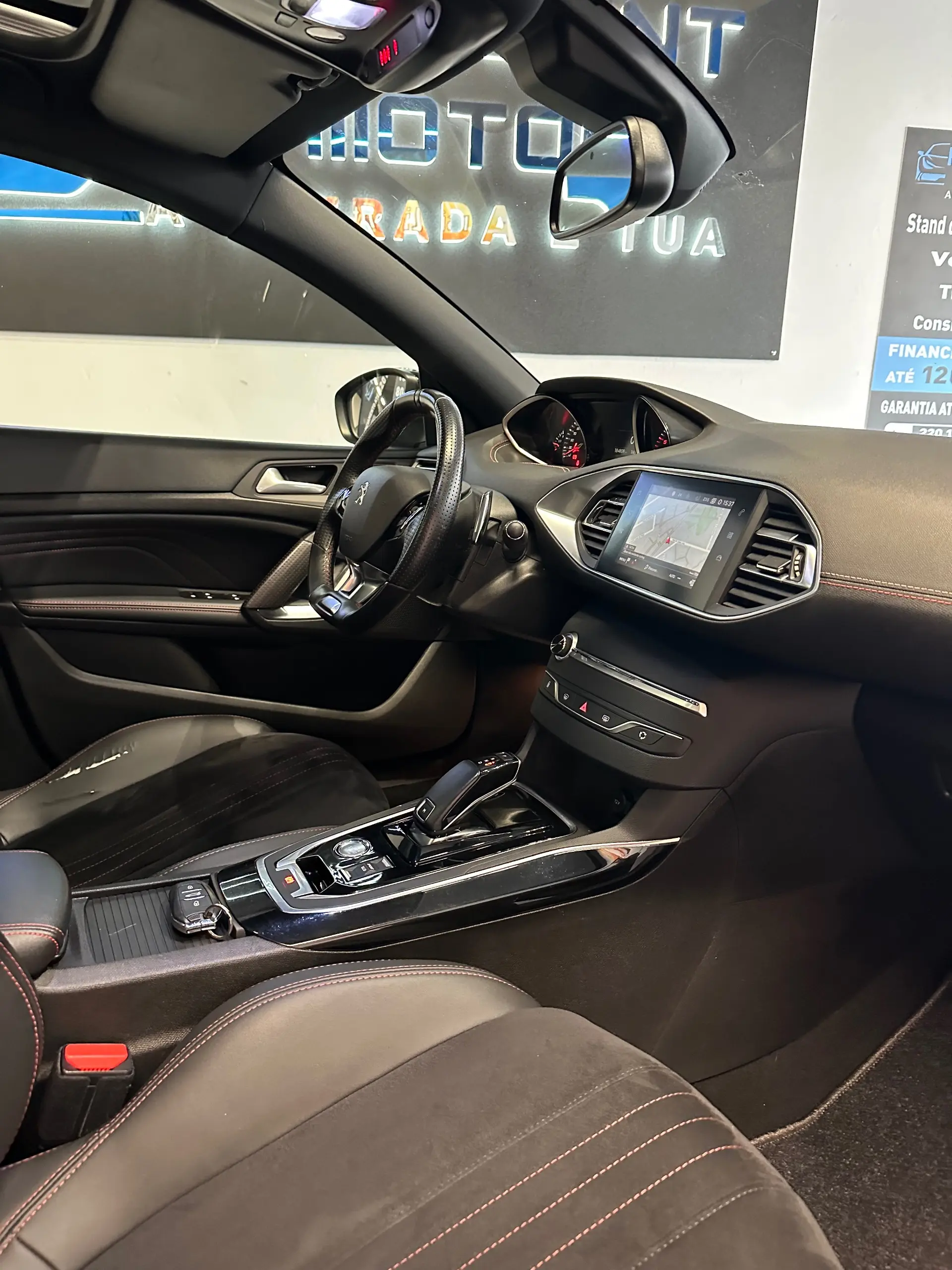 Peugeot 308 SW 1.5 BlueHDi GT EAT8 26