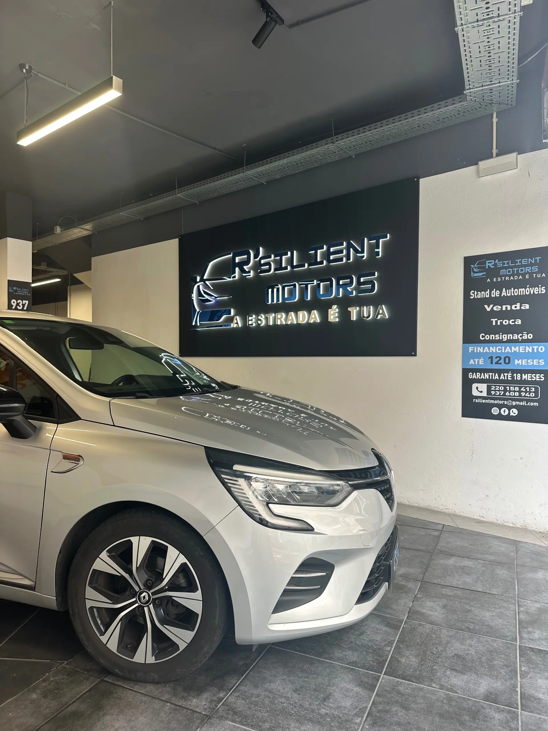 Renault Clio 1.0 TCe Limited Bi-Fuel 3