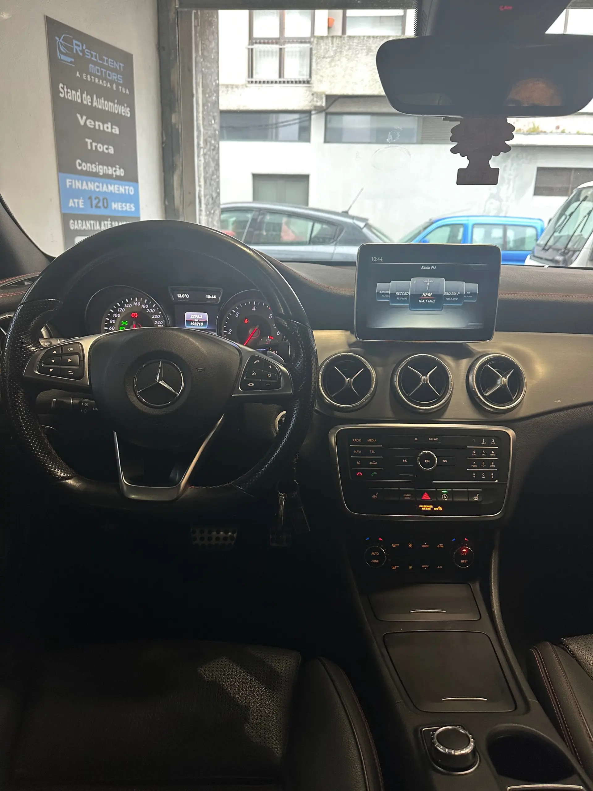 Mercedes-Benz CLA 200 d 7G-DCT AMG Line 25