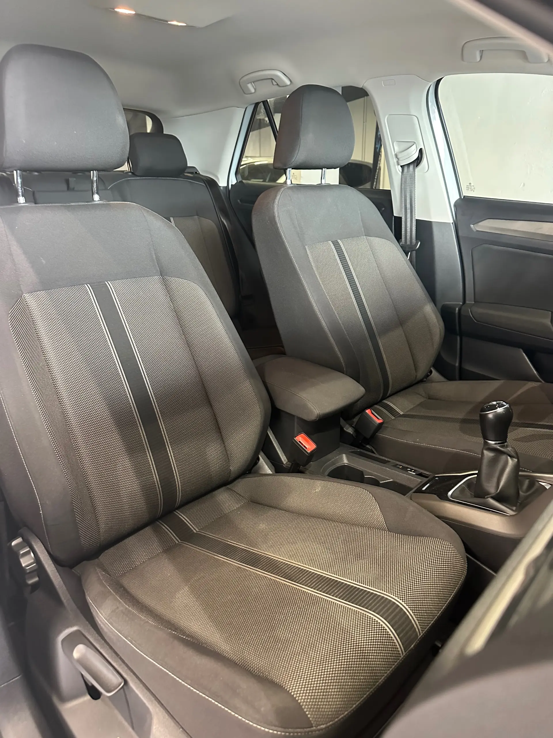 Volkswagen T-Roc 1.0 TSI Style 16