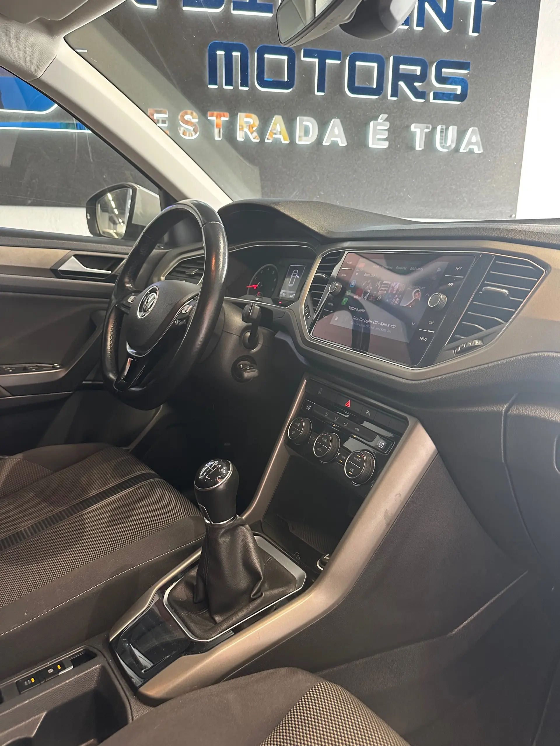 Volkswagen T-Roc 1.0 TSI Style 14