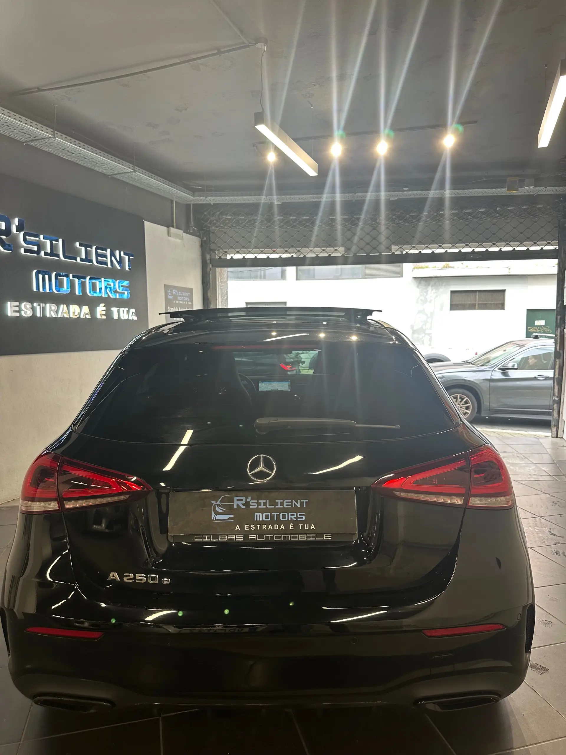 Mercedes-Benz A 250 e 8G-DCT Edition AMG Line 29