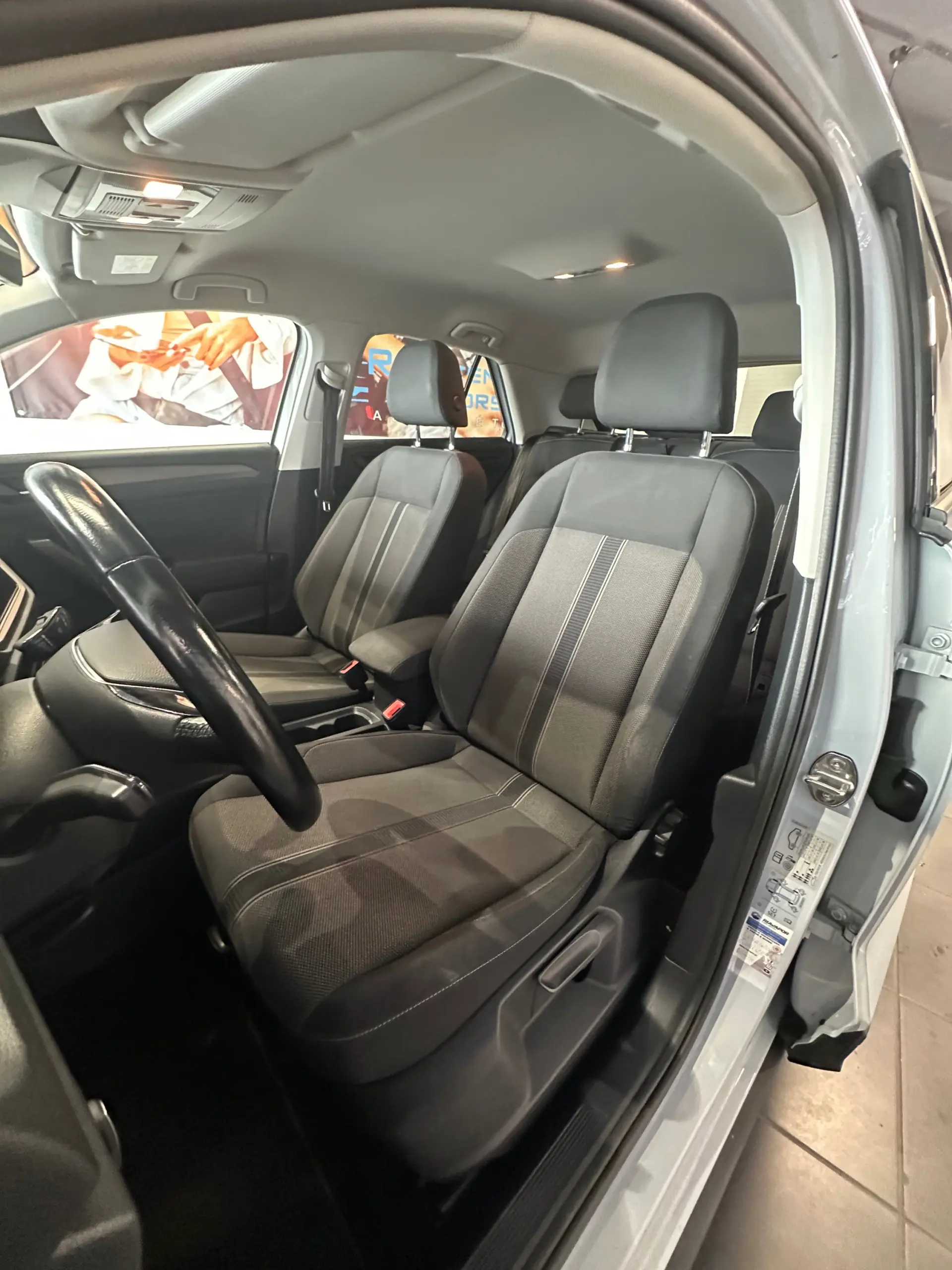 Volkswagen T-Roc 1.0 TSI Style 19