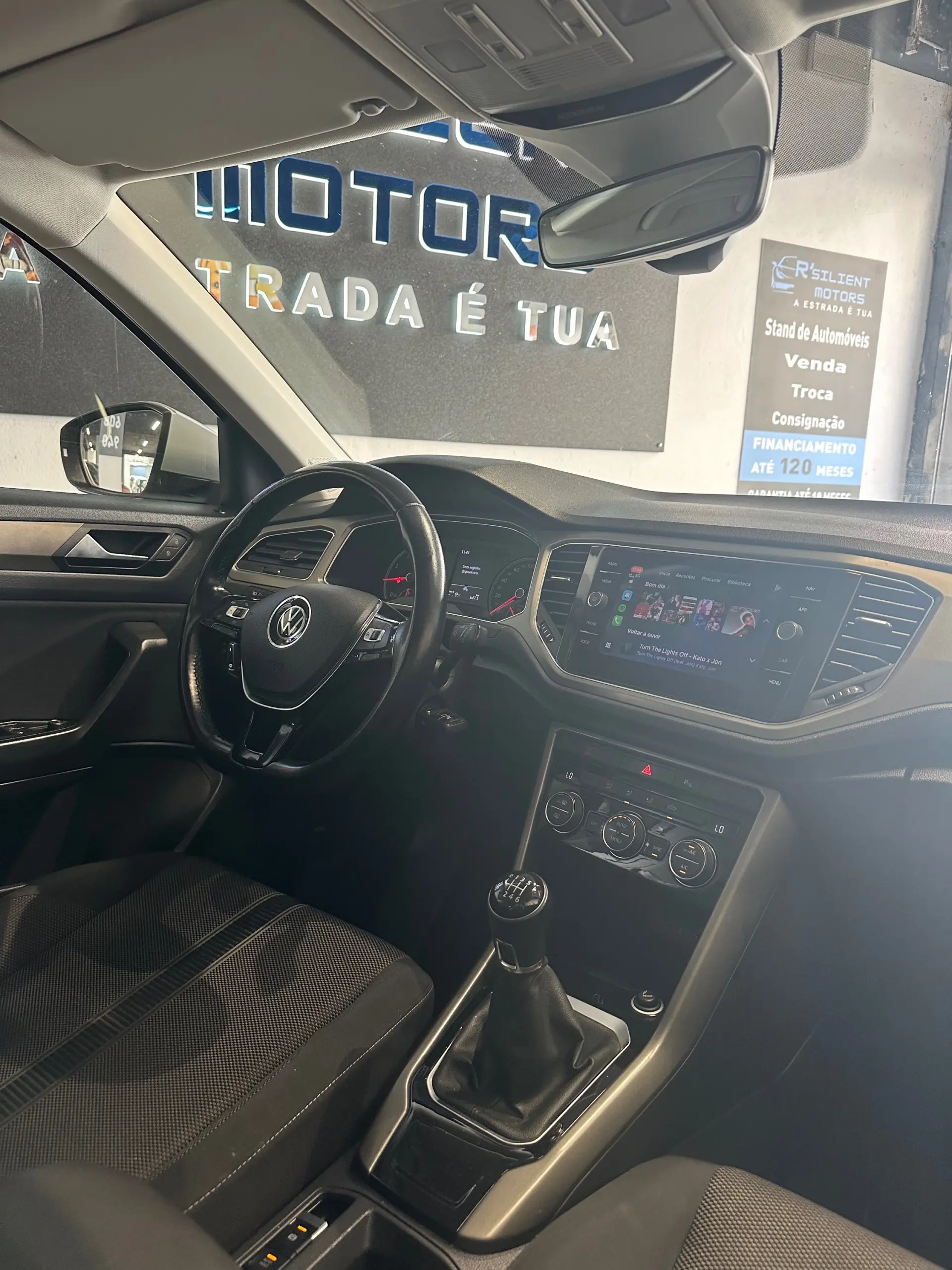 Volkswagen T-Roc 1.0 TSI Style 6