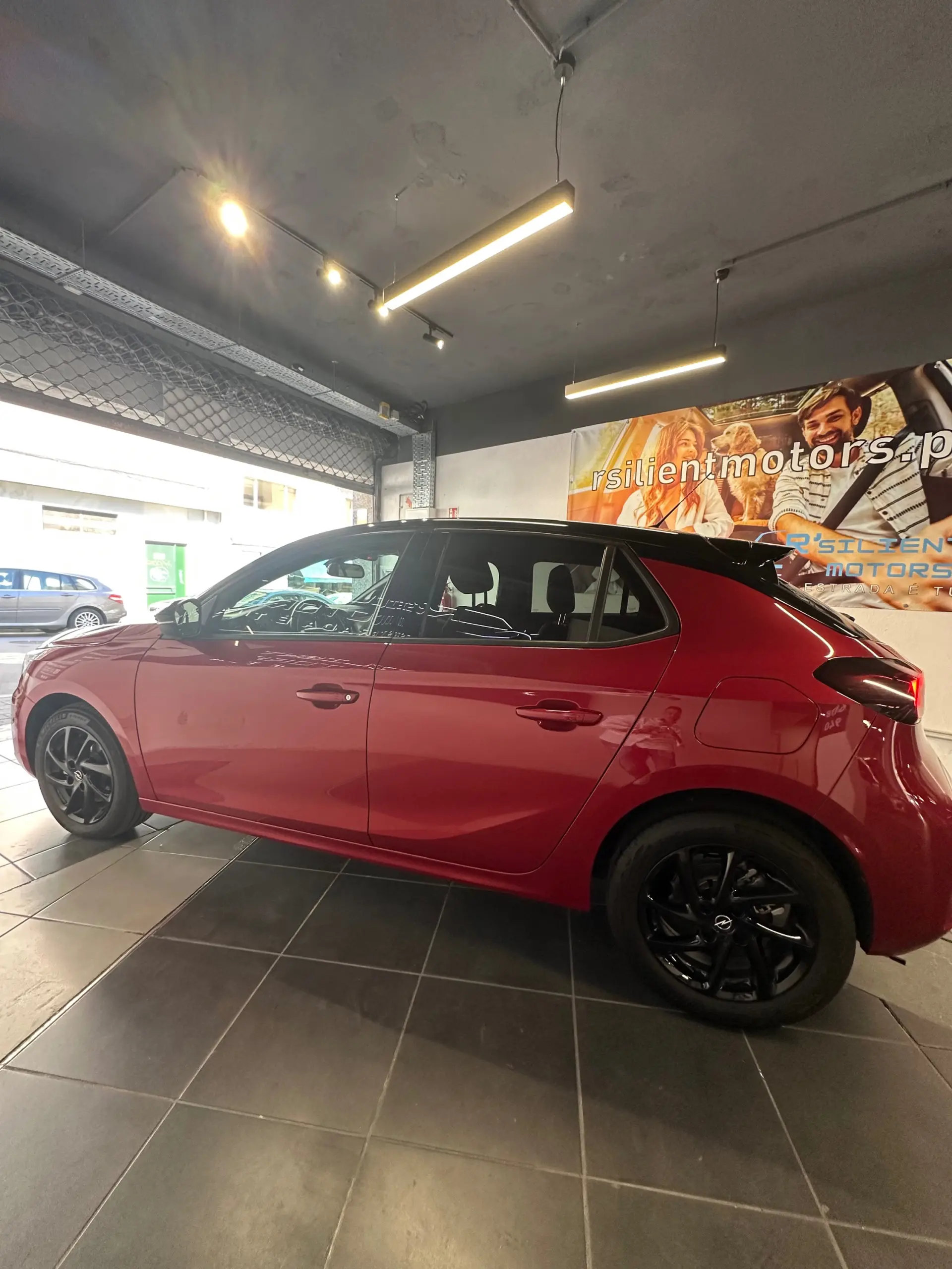 Opel Corsa Outro 14