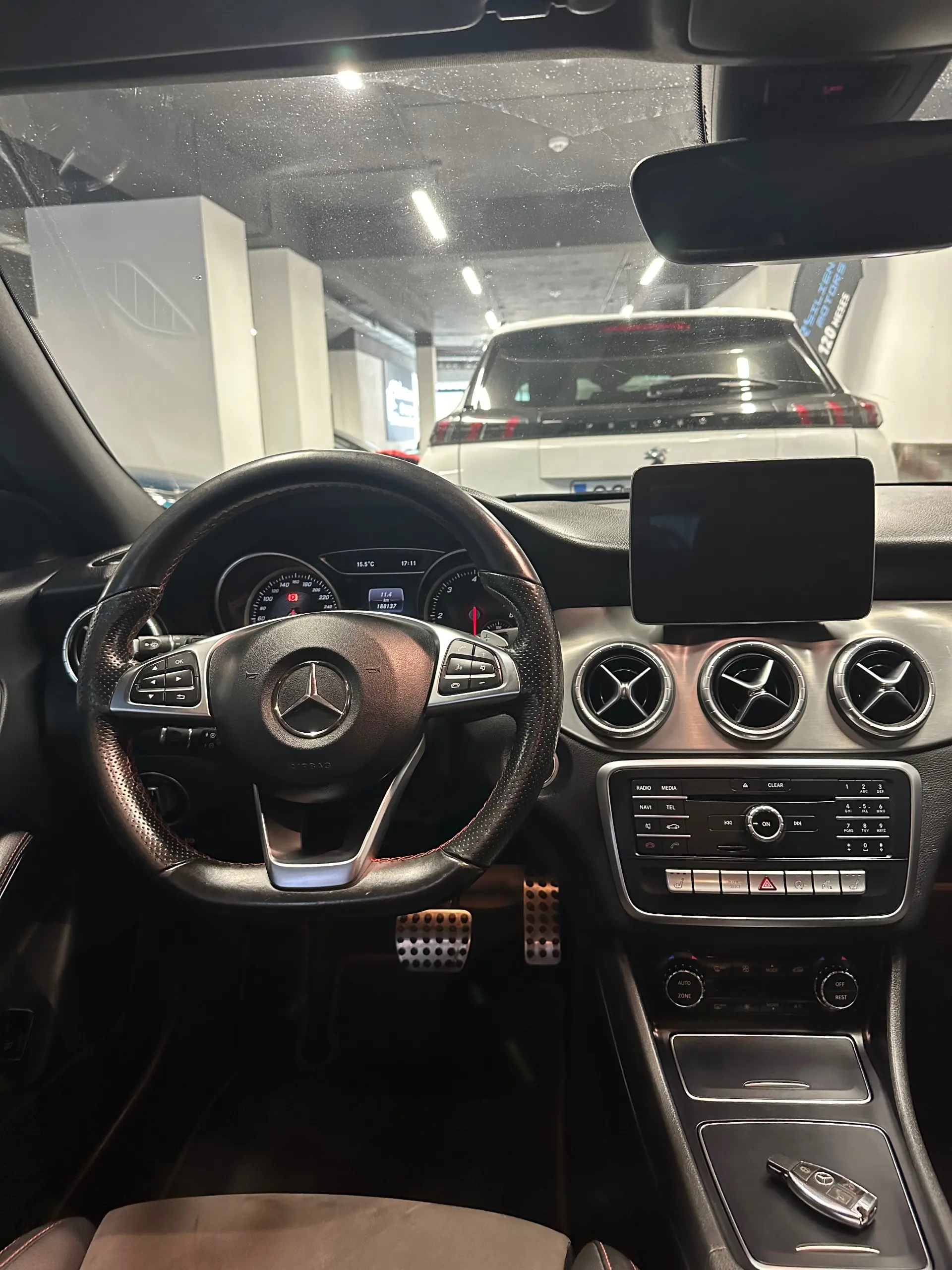 Mercedes-Benz CLA 180 d Shooting Brake AMG Line Aut. 8