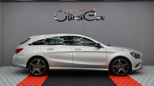 Mercedes-Benz CLA 220 d Shooting Brake Urban Aut. 2