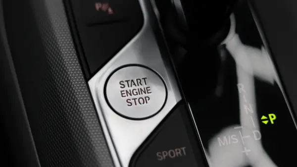 BMW 318 d Auto 14