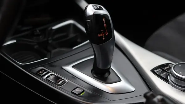 BMW 218 d Coupe Pack M Auto 12