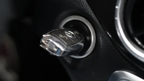 Mercedes-Benz CLA 220 d Shooting Brake Urban Aut. 12