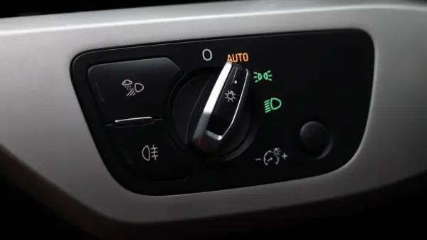 Audi A4 Avant 35 TDI S tronic 17