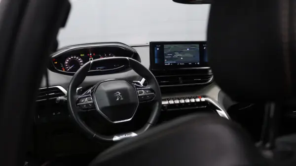 Peugeot 3008 1.5 BlueHDi GT Pack EAT8 11