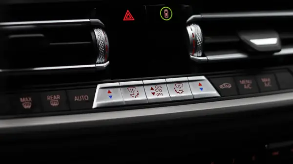 BMW 318 d Auto 16
