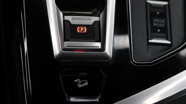 Peugeot 3008 1.5 BlueHDi GT Pack EAT8 14