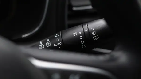 Renault Mégane 1.5 Blue dCi Limited EDC 17