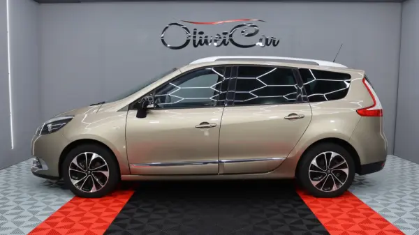 Renault Grand Scénic 1.5 dCi Bose Edition 7L 8