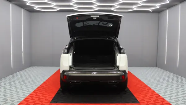 Peugeot 3008 1.5 BlueHDi GT Pack EAT8 5