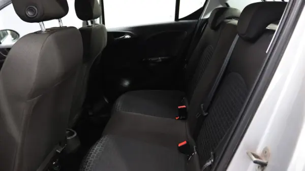 Opel Corsa 1.3 CDTi innovation 17