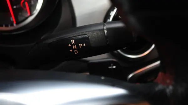 Mercedes-Benz GLA 220 d 4Matic 7G-DCT AMG Line 16